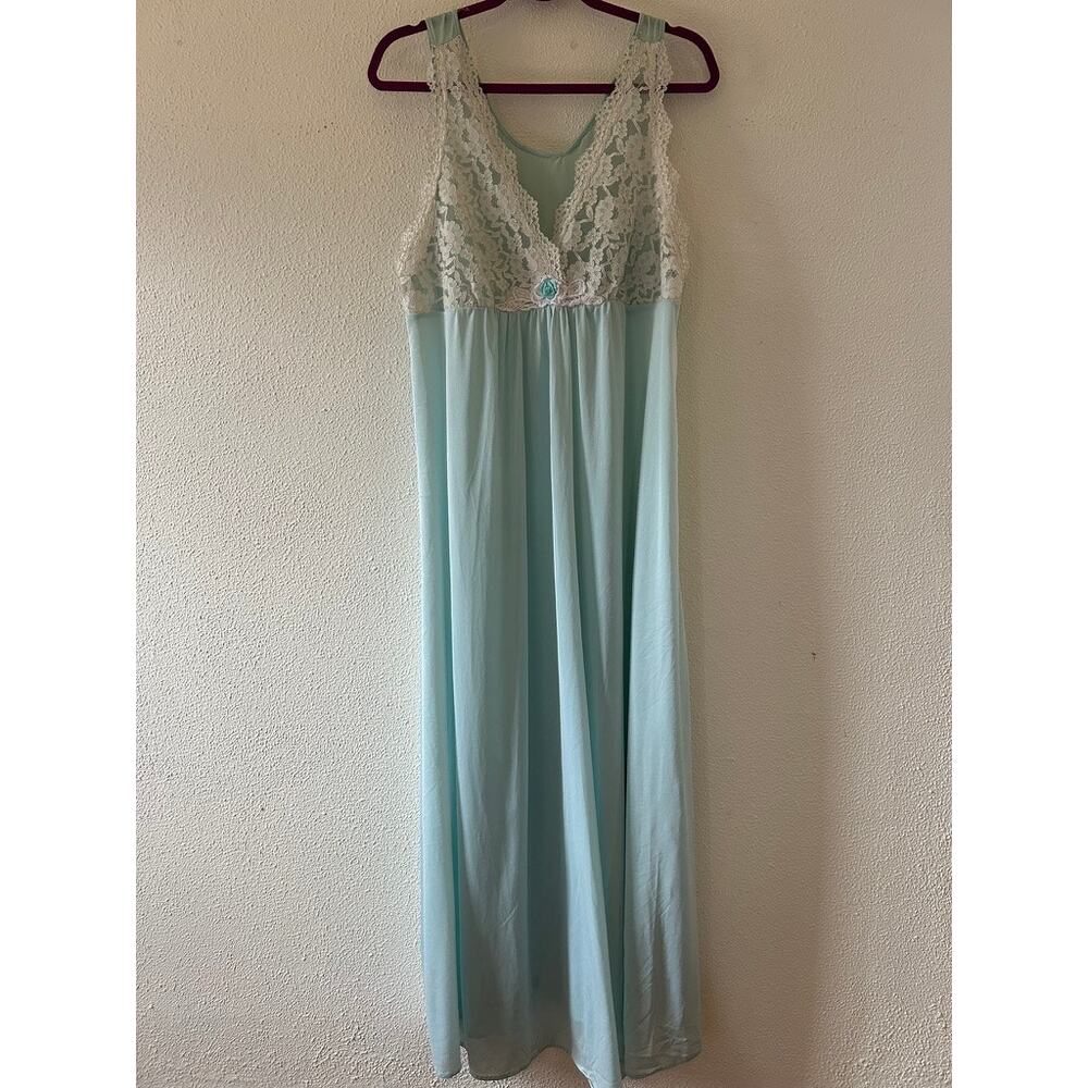 Vintage Mint Lace Empire Waist Nightgown Nylon Full Length